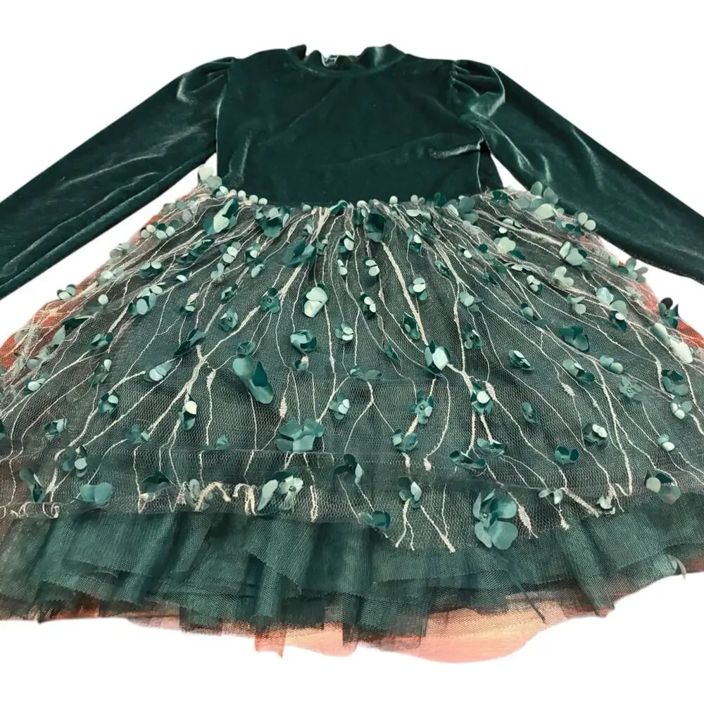 Gorgeous like new fancy Holiday dresses (6X and 7Y)